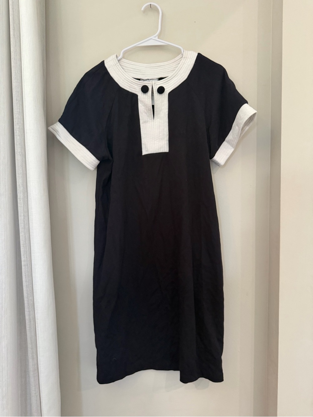 karin stevens Black Dress with White Trim Short Sleeve